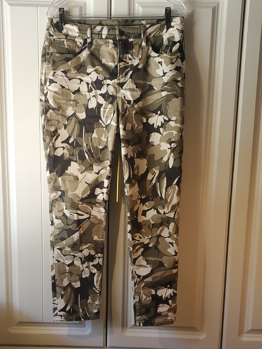Chico's Women's Straight Leg Camo Jeans in Olive, White, Black